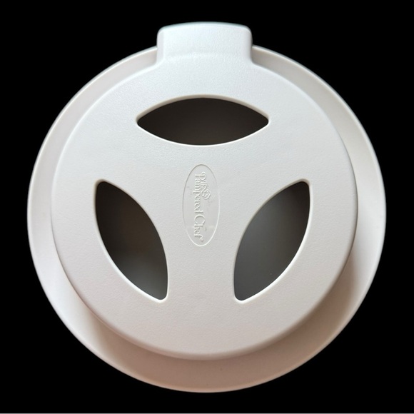 Pampered Chef Close and Cut - Picture 1 of 4